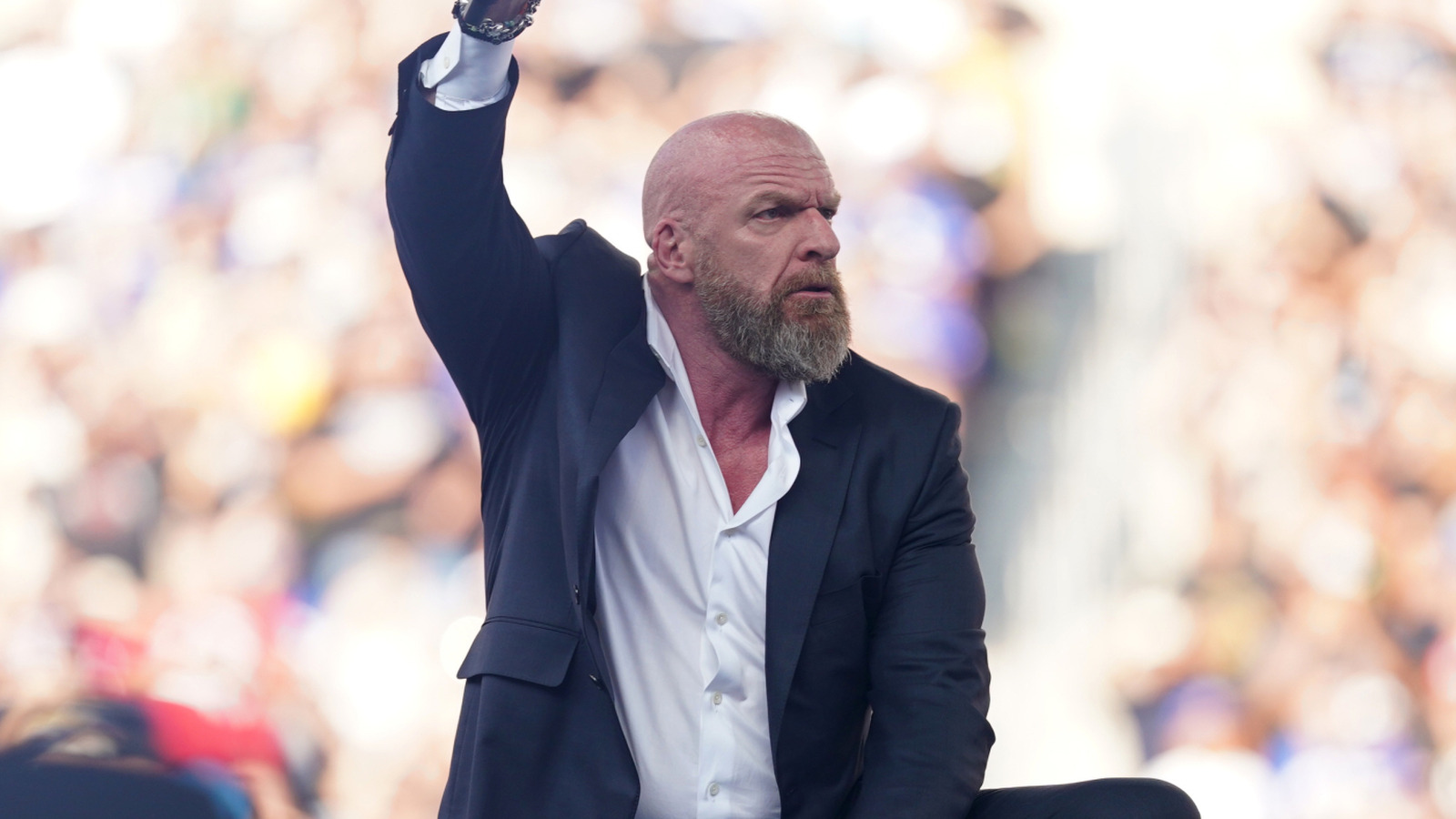 Triple H defiende el concepto irreal de la WWE con un momento icónico de su carrera en el ring