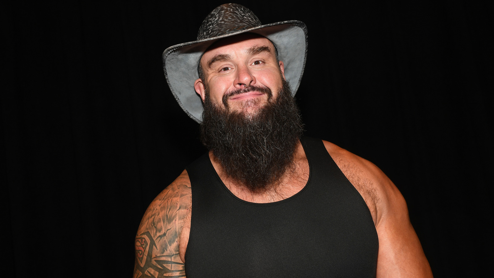 USA Network anuncia un programa de viajes centrado en los alimentos protagonizado por el ex campeón universal de la WWE