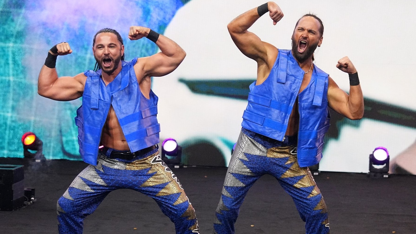 Young Bucks evalúa una facción aw: "Ahora somos nosotros" ahora "