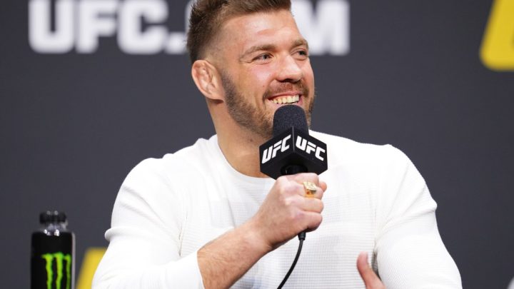 'Todo el revuelo es real': Dricus du Plessis predice que Tom Aspinall vs. Ciryl Gane será el cabeza de cartel en UFC 321