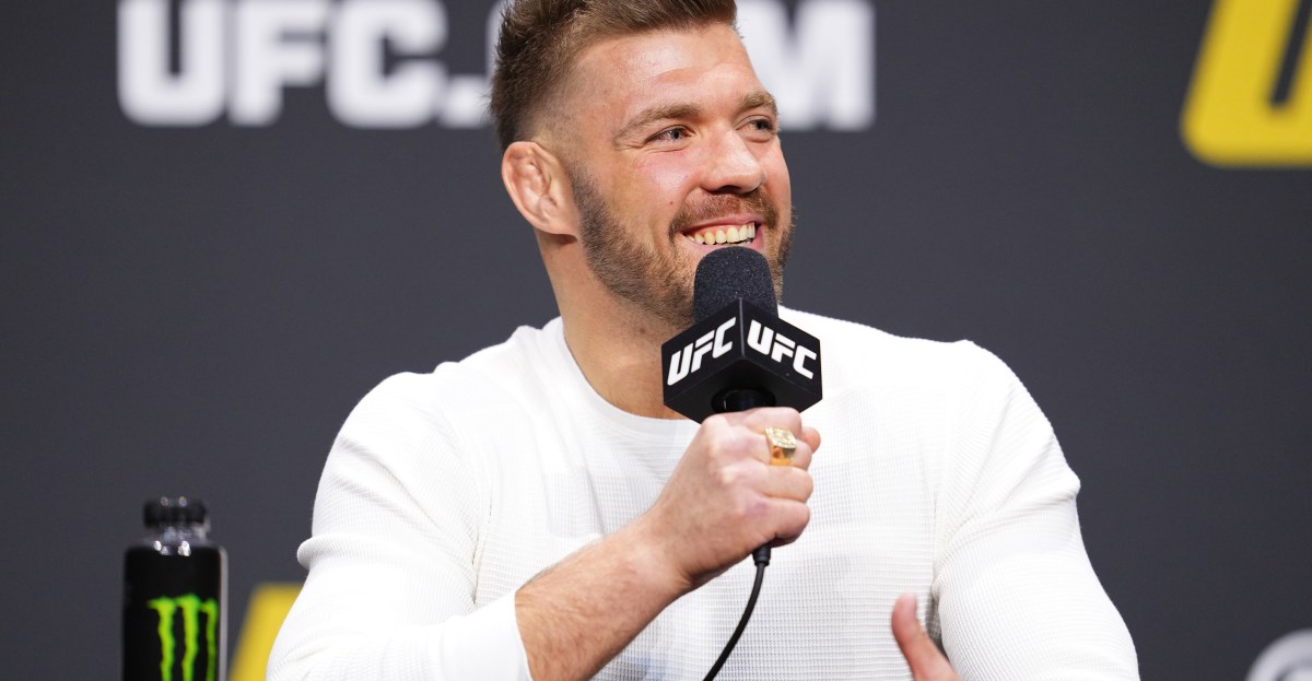 'Todo el revuelo es real': Dricus du Plessis predice que Tom Aspinall vs. Ciryl Gane será el cabeza de cartel en UFC 321