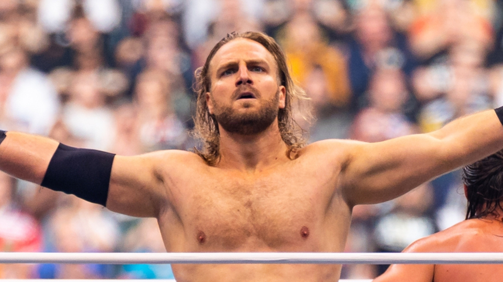 AEW Men's World Champ Hangman Page insta a los fanáticos a protestar por la transmisión comercial en Dynamite