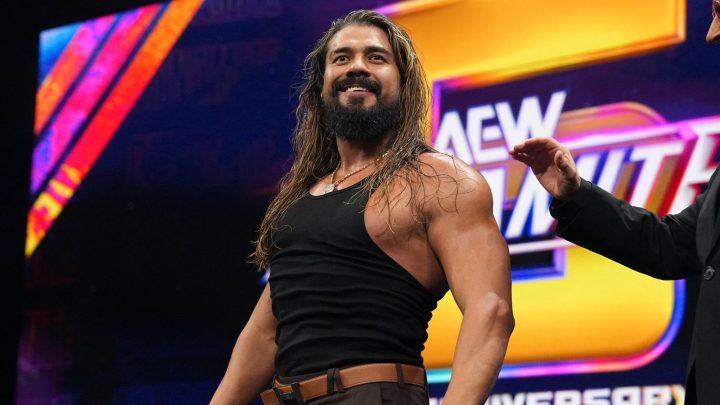 Andrade se viste a Dave Meltzer con respecto a AEW RETURN