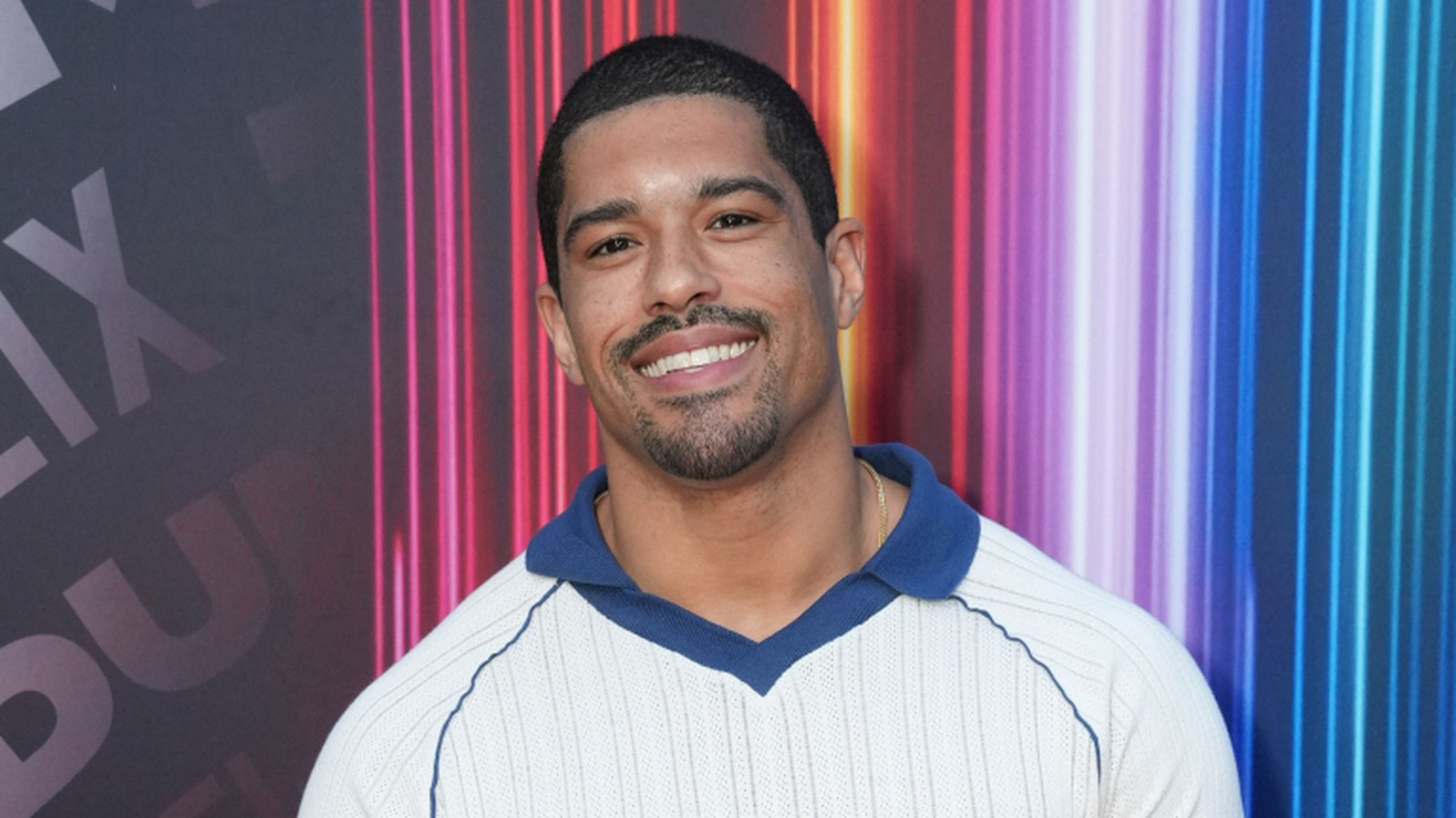 Anthony Bowens dice que otras estrellas LGBTQ en AEW lo hicieron sentir "libre de ser yo mismo"