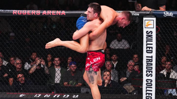 Brendan Allen rompe a Reinier de Ridder, el evento principal de UFC Vancouver se detuvo después de que 'RDR' no pudo continuar