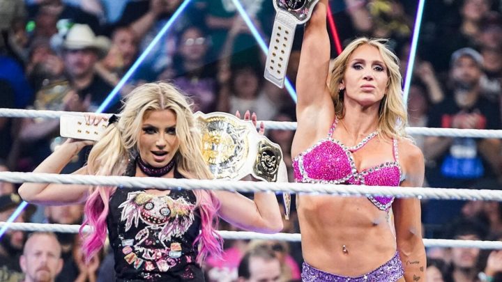 Charlotte Flair y Alexa Bliss retienen los títulos femeninos en parejas de la WWE contra las estrellas de NXT