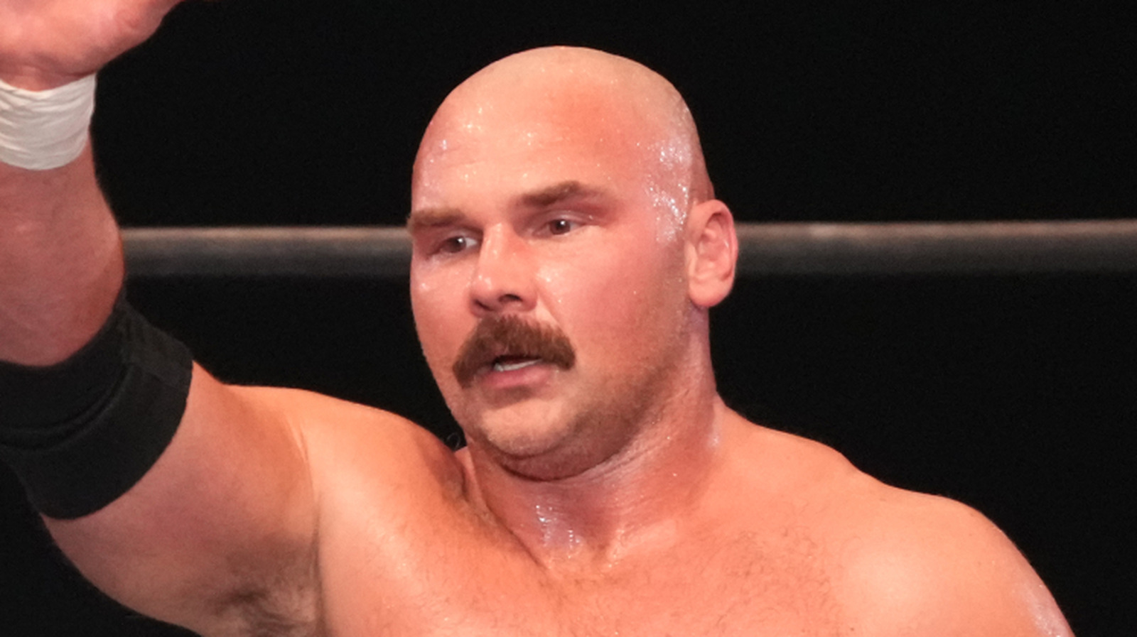 Dax Harwood insinúa que un cambio de título de etiqueta de AEW se encuentra entre los raros 'arrepentimientos en mi carrera'