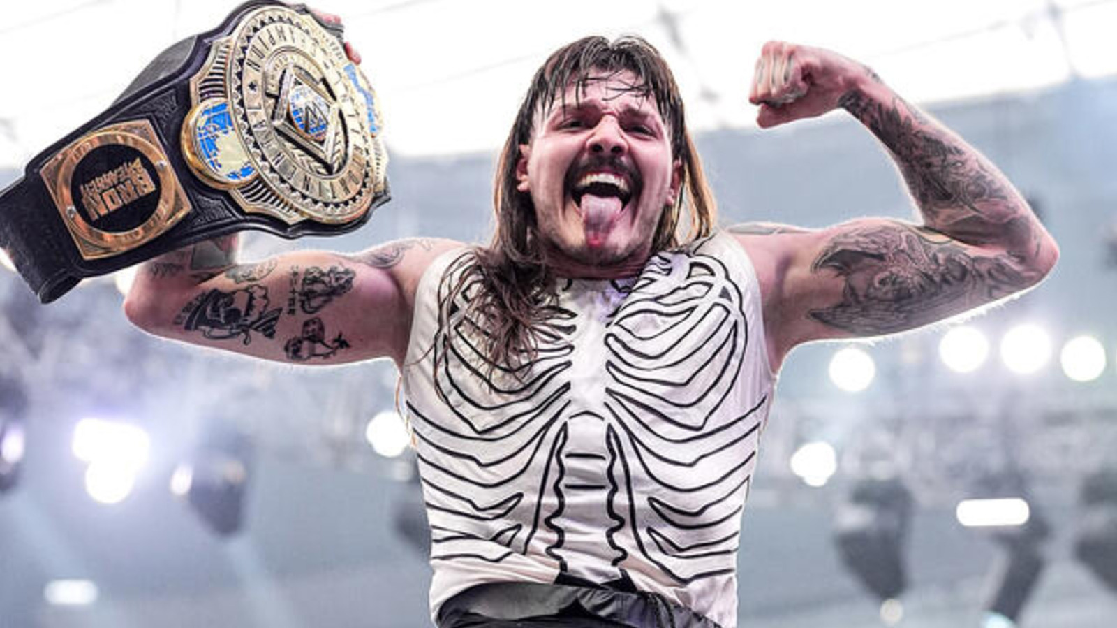 El campeón de WWE IC, Dominik Mysterio, estaría feliz de poner el 'último clavo' en el ataúd de John Cena