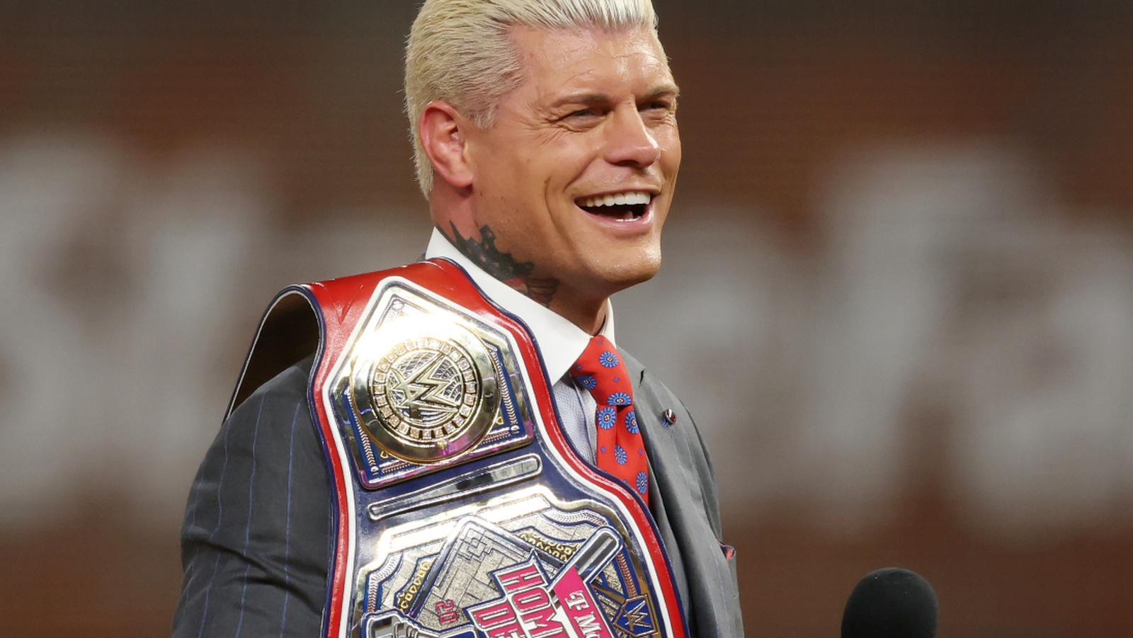 El campeón de la WWE Cody Rhodes reflexiona sobre la lucha libre amateur