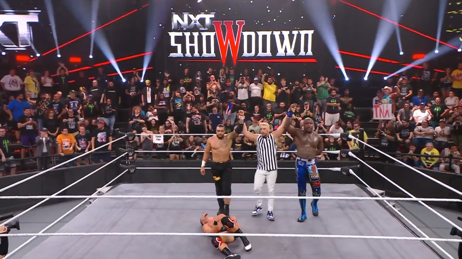 El equipo masculino de TNA gana en el enfrentamiento después de que Trick Williams abandona el equipo NXT