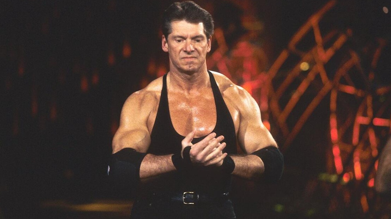 El ex árbitro de la WWE Mike Chioda detalla la única vez que Vince McMahon lo 'escavó'