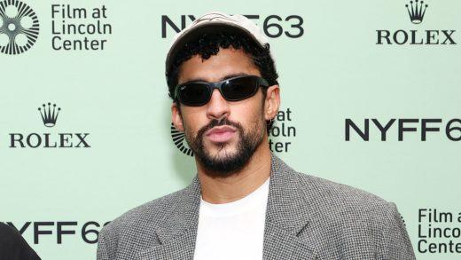 Ex campeón de la WWE dispuesto a aprender movimientos de baile para unirse a Bad Bunny en el Super Bowl LX