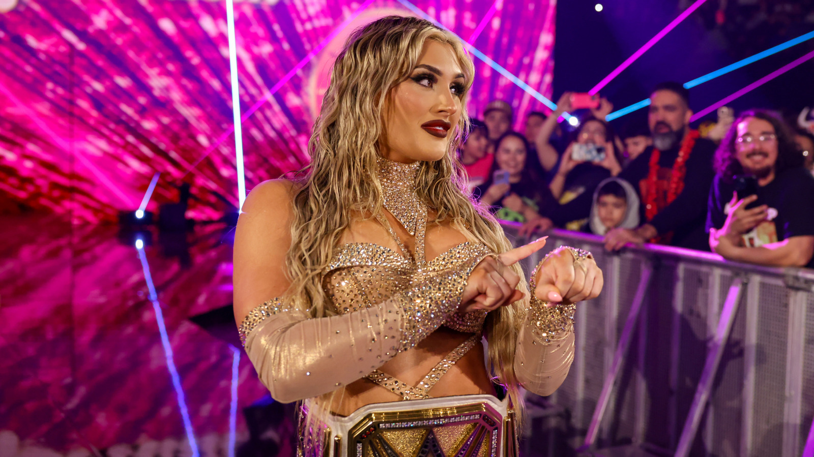 Informe de audiencia e calificaciones de WWE Smackdown: 26/09/25