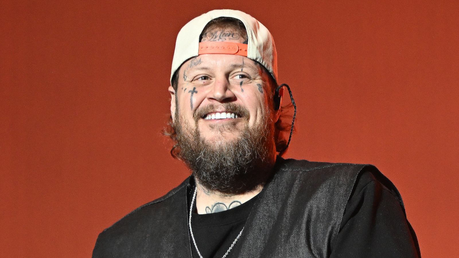 Jelly Roll adelanta 'un combate más' en la WWE, o tal vez más