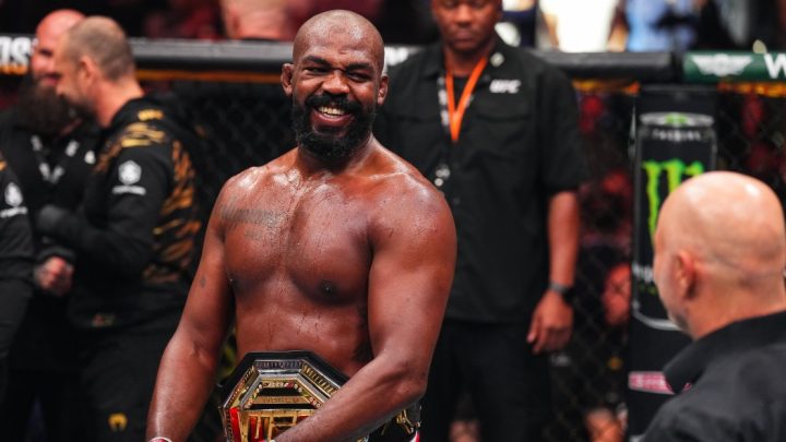 Jon Jones trollea a Tom Aspinall después del fracaso de UFC 321 y envía un mensaje a Alex Pereira