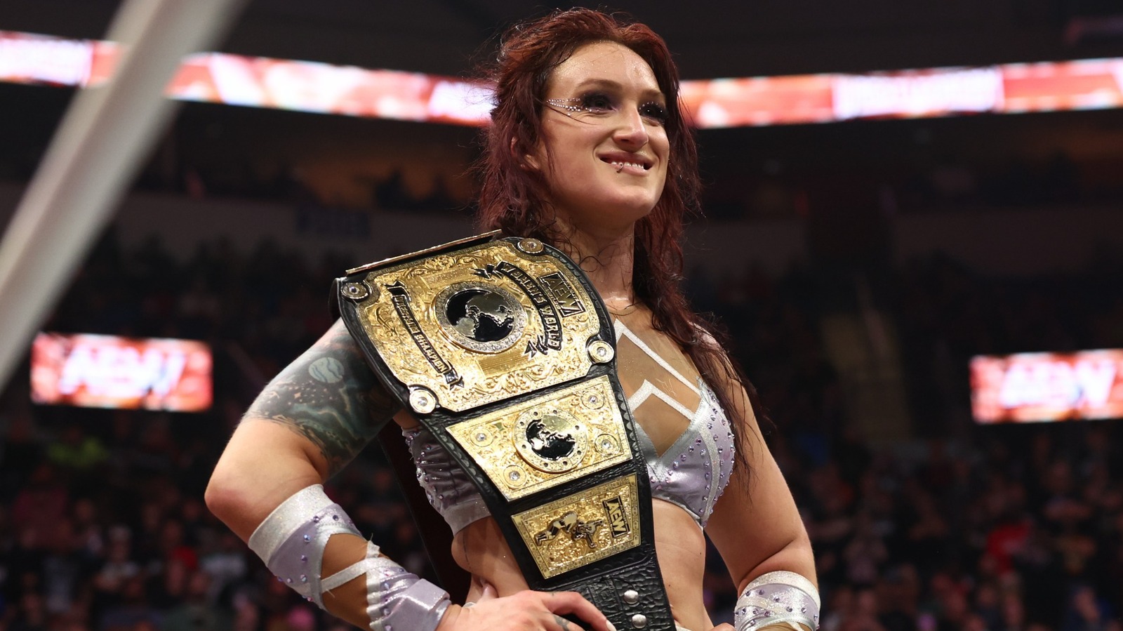 La campeona mundial femenina de AEW habla sobre una posible revancha con Mercedes Mone