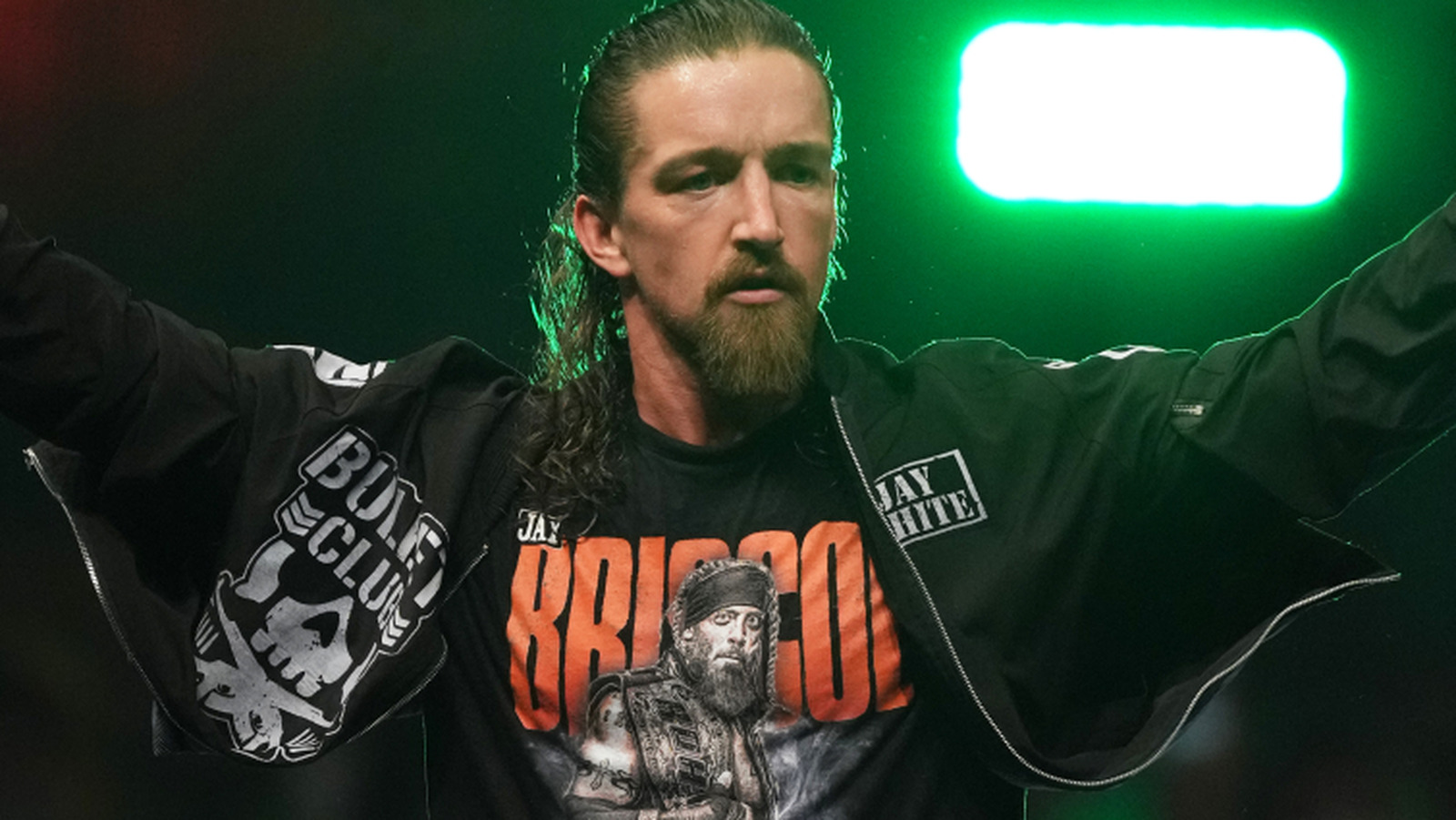 La estrella lesionada de AEW, Jay White, regresa a las redes sociales después de 7 meses con una publicación de una palabra