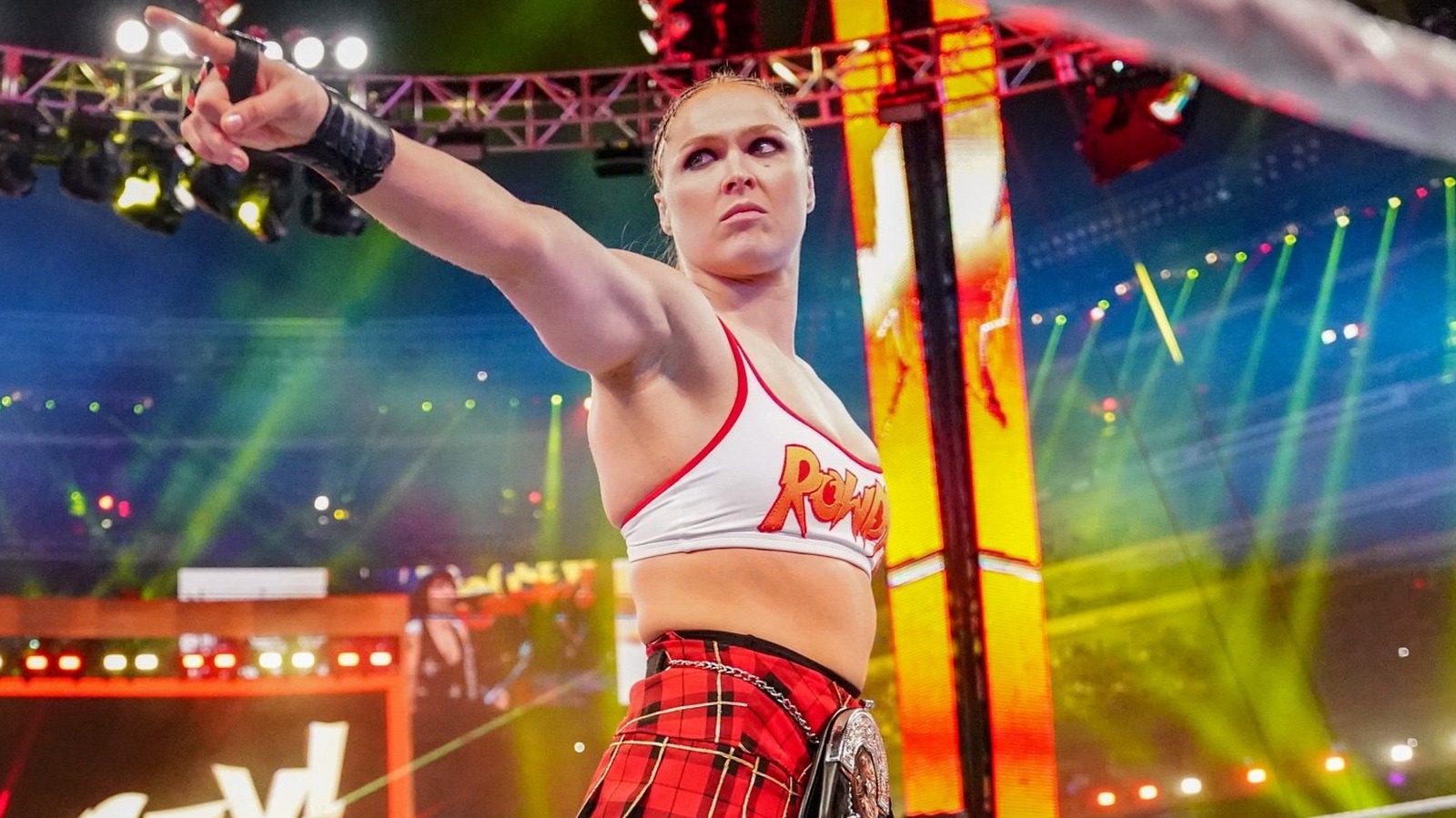 La ex estrella de la WWE elogia a Ronda Rousey, se enorgullece de haberla luchado en el partido por el título