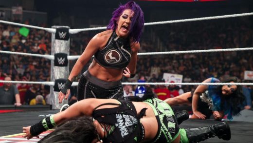 Lyra Valkyria le da algo de sentido común a Bayley en la victoria de WWE Raw sobre las mujeres del Día del Juicio