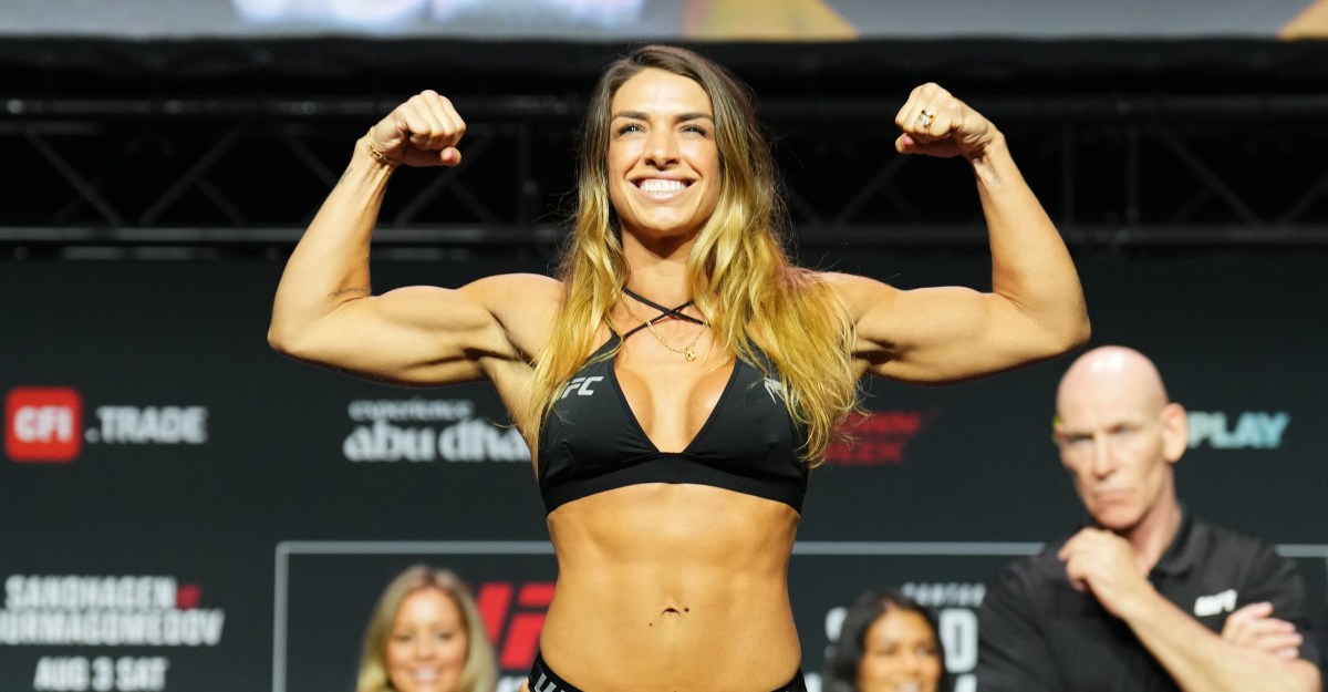 Mackenzie Dern admite que tal vez no estaba lista para enfrentar a Zhang Weili, pero ganar el título en UFC 321 puede cambiar eso