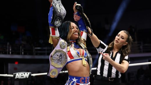 Noticias entre bastidores sobre cómo el Mercedes Mone de AEW se combina con promociones para ganar sus cinturones