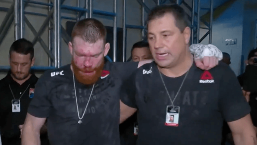 Paul Felder casi se pone a llorar rindiendo homenaje a Duke Roufus en UFC Vancouver