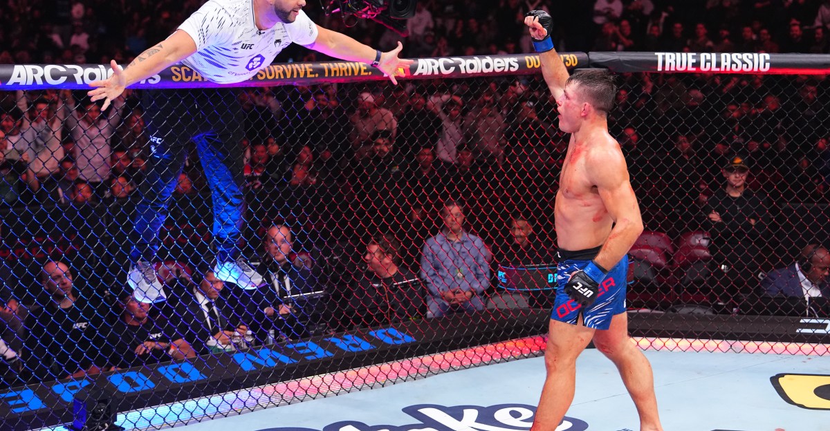 "Pon ese nocaut en la mano del árbitro": los profesionales reaccionan ante la salvaje victoria por nocaut de Drew Dober en UFC Vancouver.