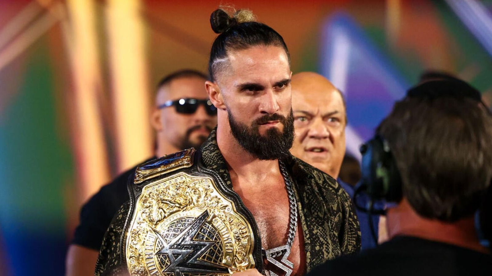 Seth Rollins toma un atajo en el camino hacia el título Crown Jewel de la WWE y su primera victoria sobre Cody Rhodes