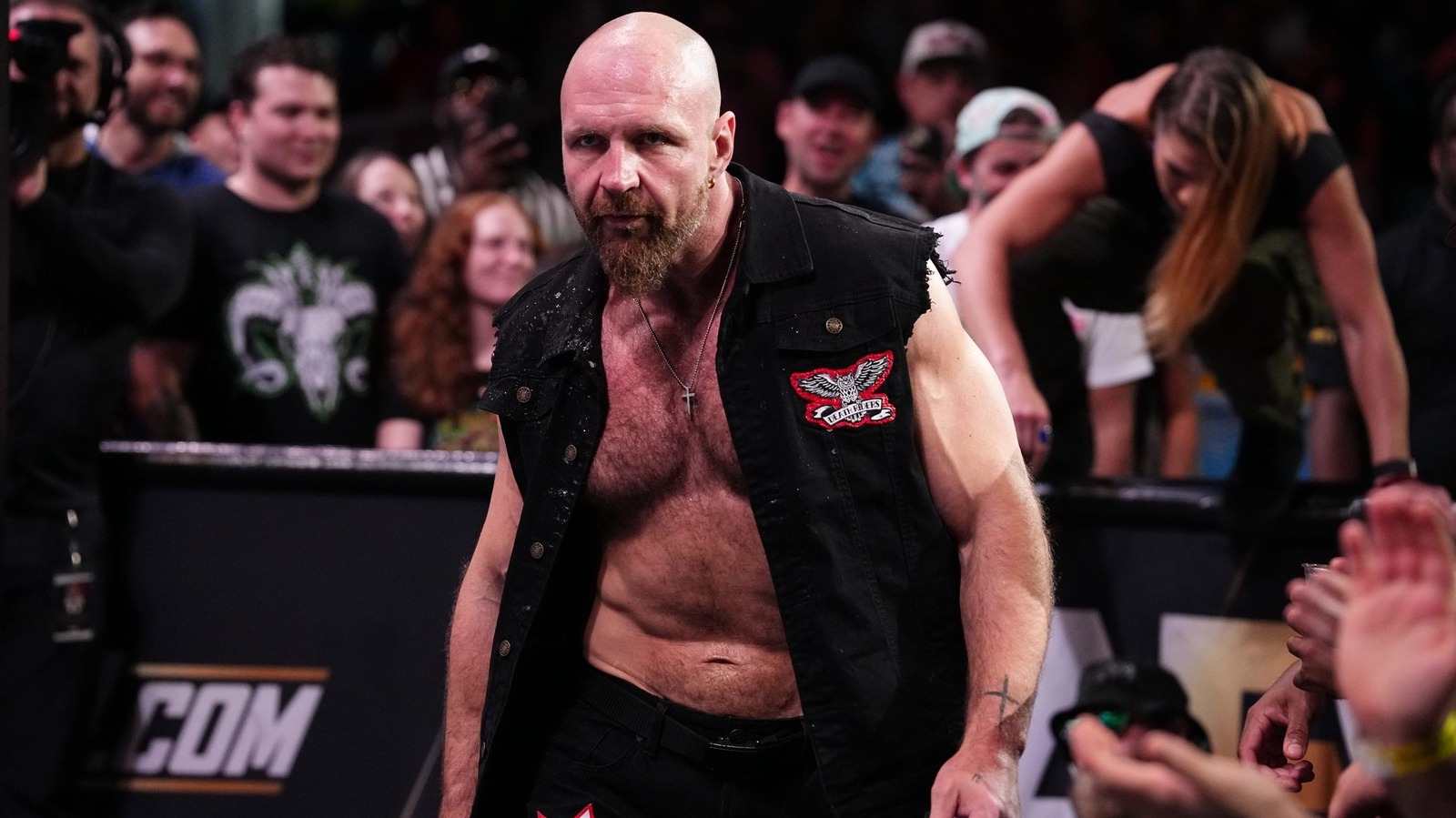 Título de Dynamite AEW Martes - 10/7/2025: 3 cosas que amamos y 3 odiamos