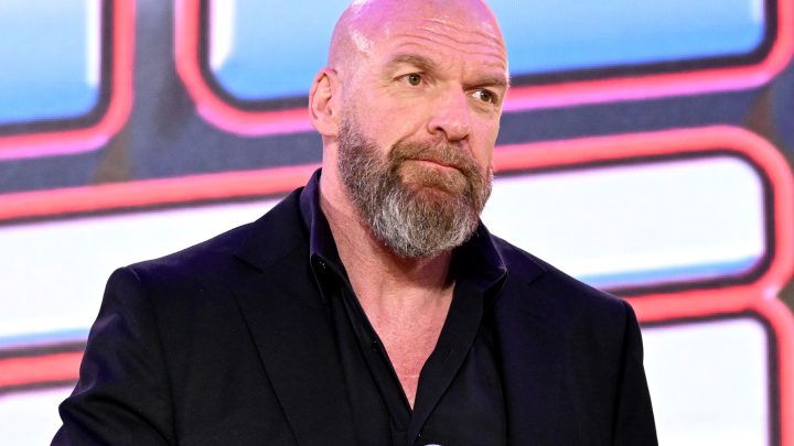 Triple H lanza el póster del evento principal del sábado por la noche de la WWE para el 1/11 con la estrella superior