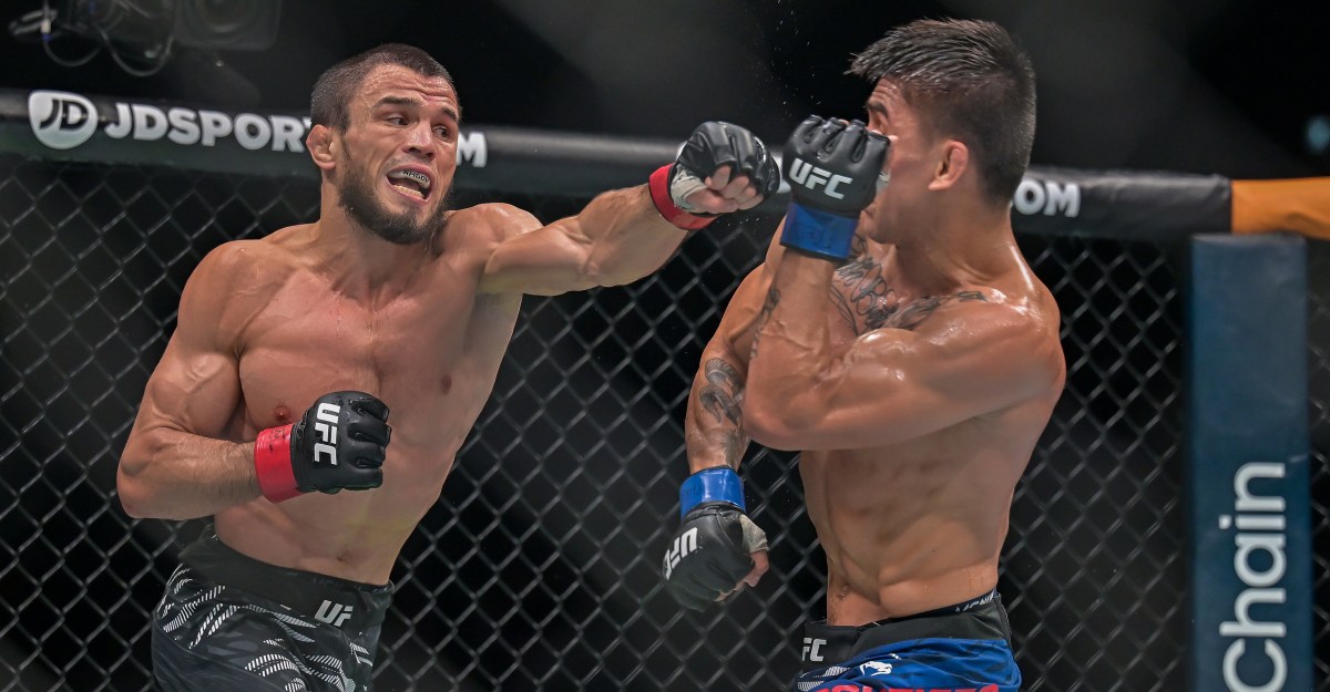 Umar Nurmagomedov dice que Khabib le advirtió sobre el "gran error" cometido en la pelea de UFC 321