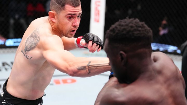 'García no está jodiendo': los profesionales reaccionan cuando Steve García destruyó a David Onama en el evento principal de UFC Vegas 110