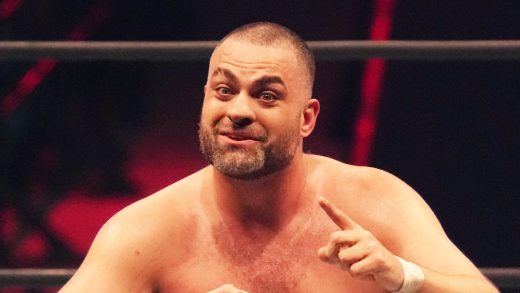 AEW anuncia oponentes de Full Gear 2025 Tailgate Brawl para Eddie Kingston y HOOK