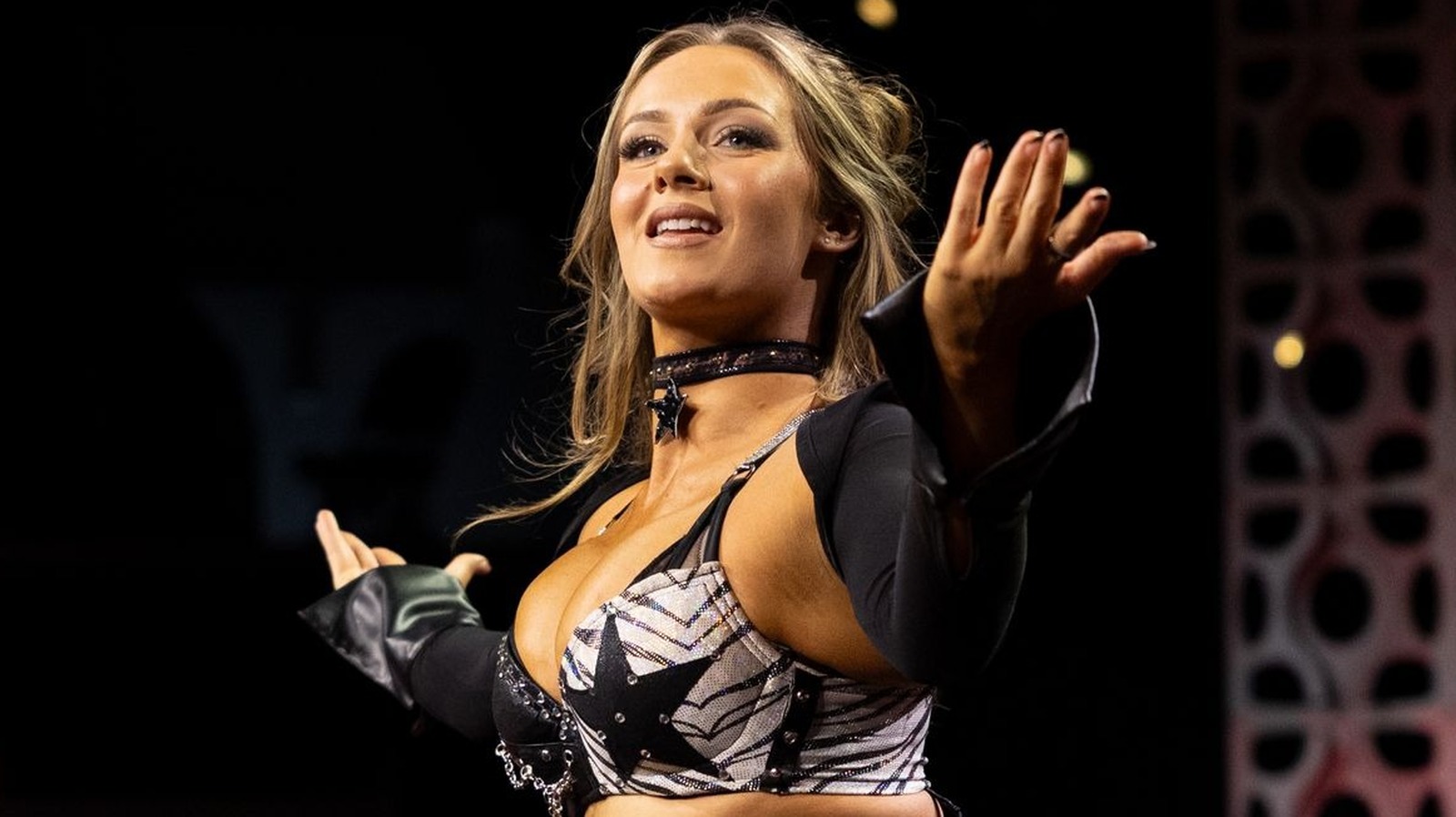 Actualización sobre el estado del contrato de la estrella de AEW Anna Jay