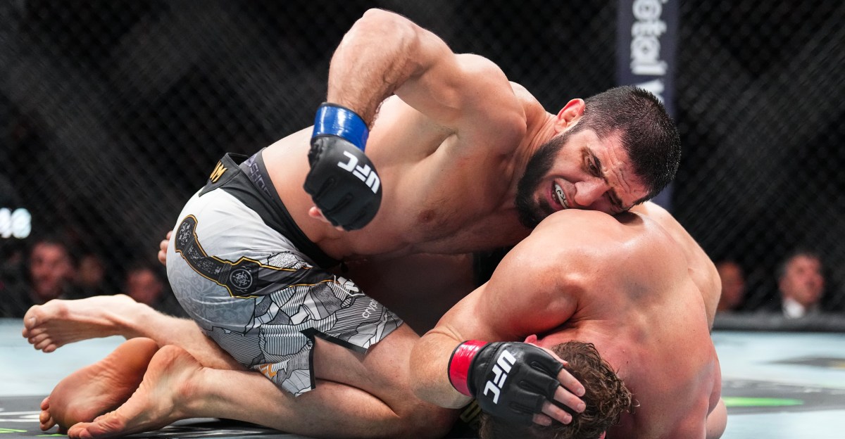 Bolsa de correo: Islam Makhachev tenía todas las respuestas para Jack Della Maddalena en UFC 322