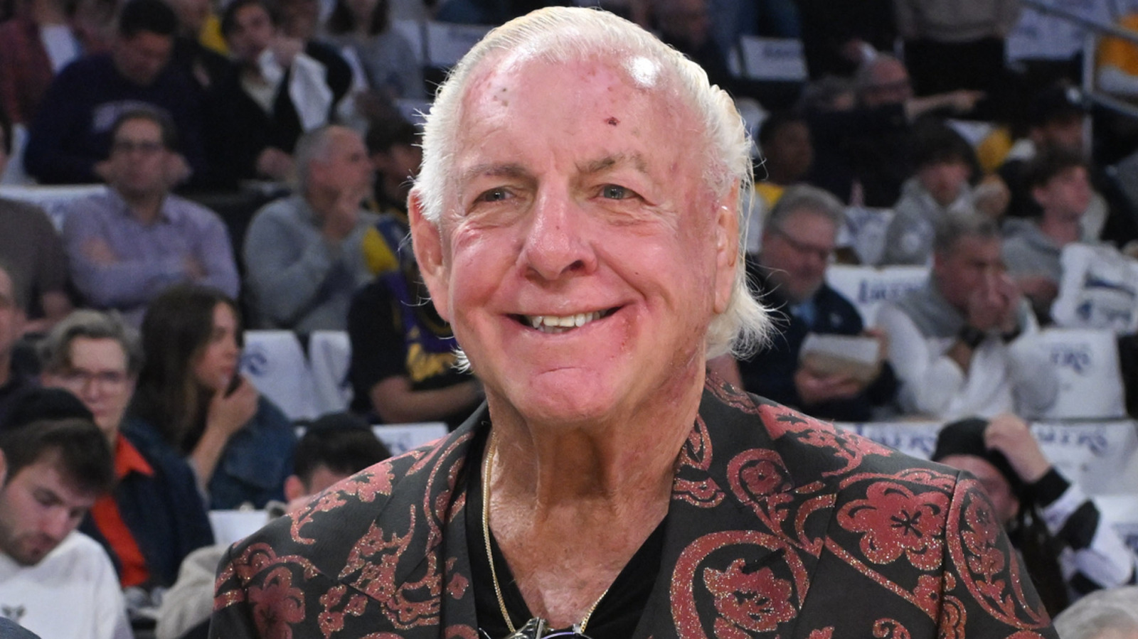Detalles sobre Ric Flair en AEW Dynamite, posible razón por la que no apareció en televisión