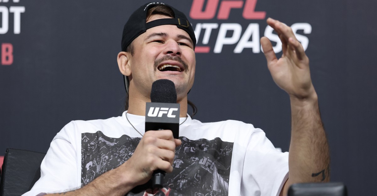 Diego Lopes tiene un mensaje para los peleadores que critican la revancha de la pelea por el título de UFC 325: 'Dejen de quejarse'