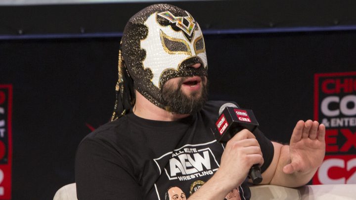 Excalibur recuerda las raíces de AEW en otra promoción independiente