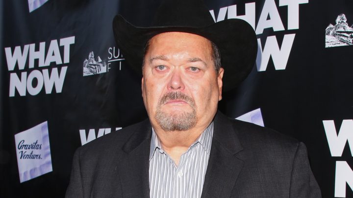 Jim Ross ofrece una actualización sobre cuándo regresará a los comentarios de AEW