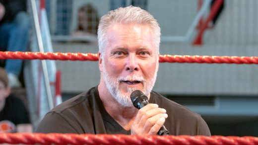 Kevin Nash, miembro de WWE HOF, explica cómo su carrera de lucha libre le provocó problemas respiratorios
