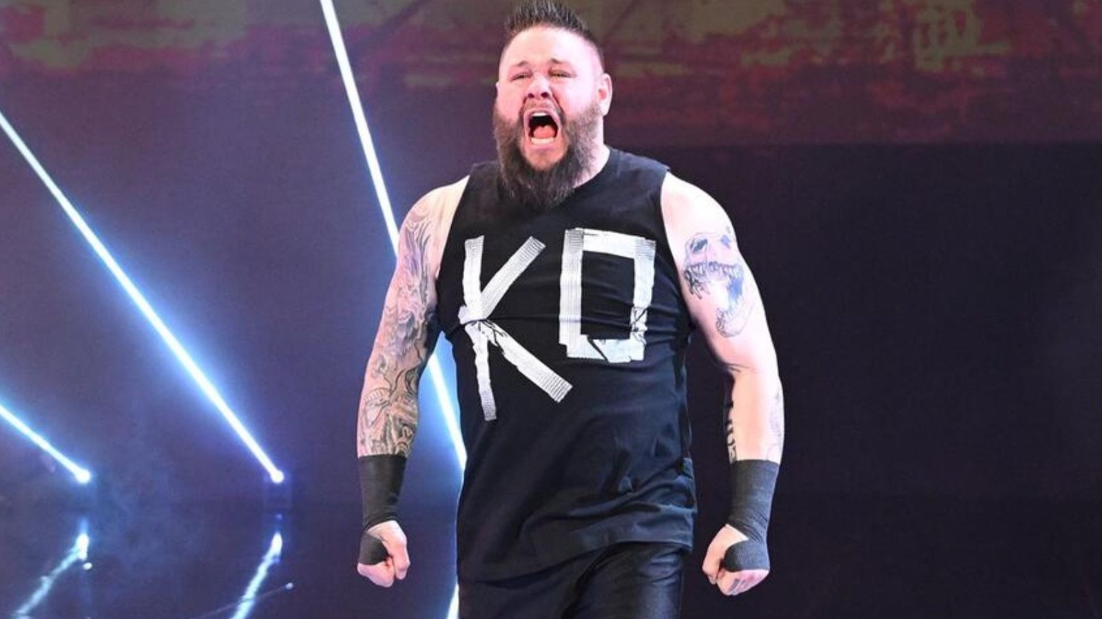 La estrella de la WWE Kevin Owens publica un adelanto de entrenamiento meses después de una grave lesión en el cuello