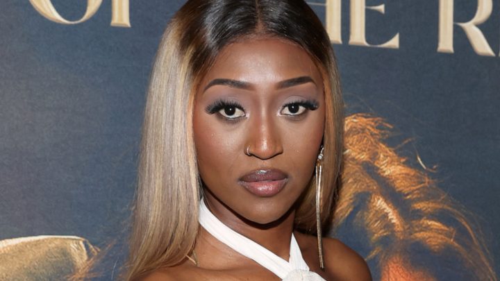 La reina Aminata se pone al día con las principales estrellas de AEW antes y después del combate Women's Blood & Guts