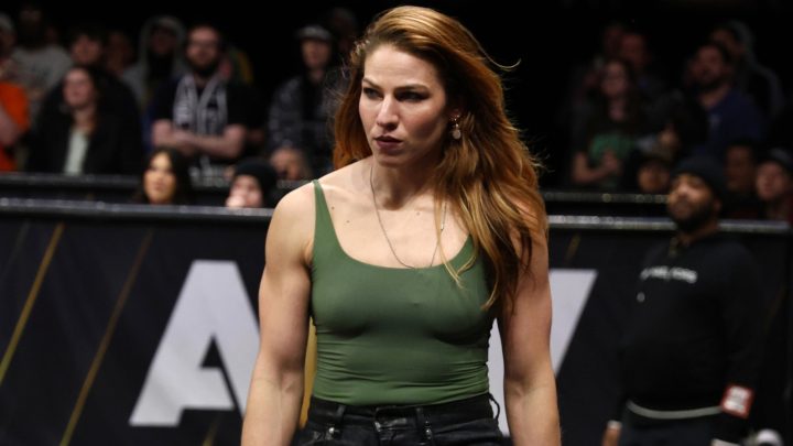 Marina Shafir obtiene una victoria histórica en el primer combate femenino de AEW Blood & Guts