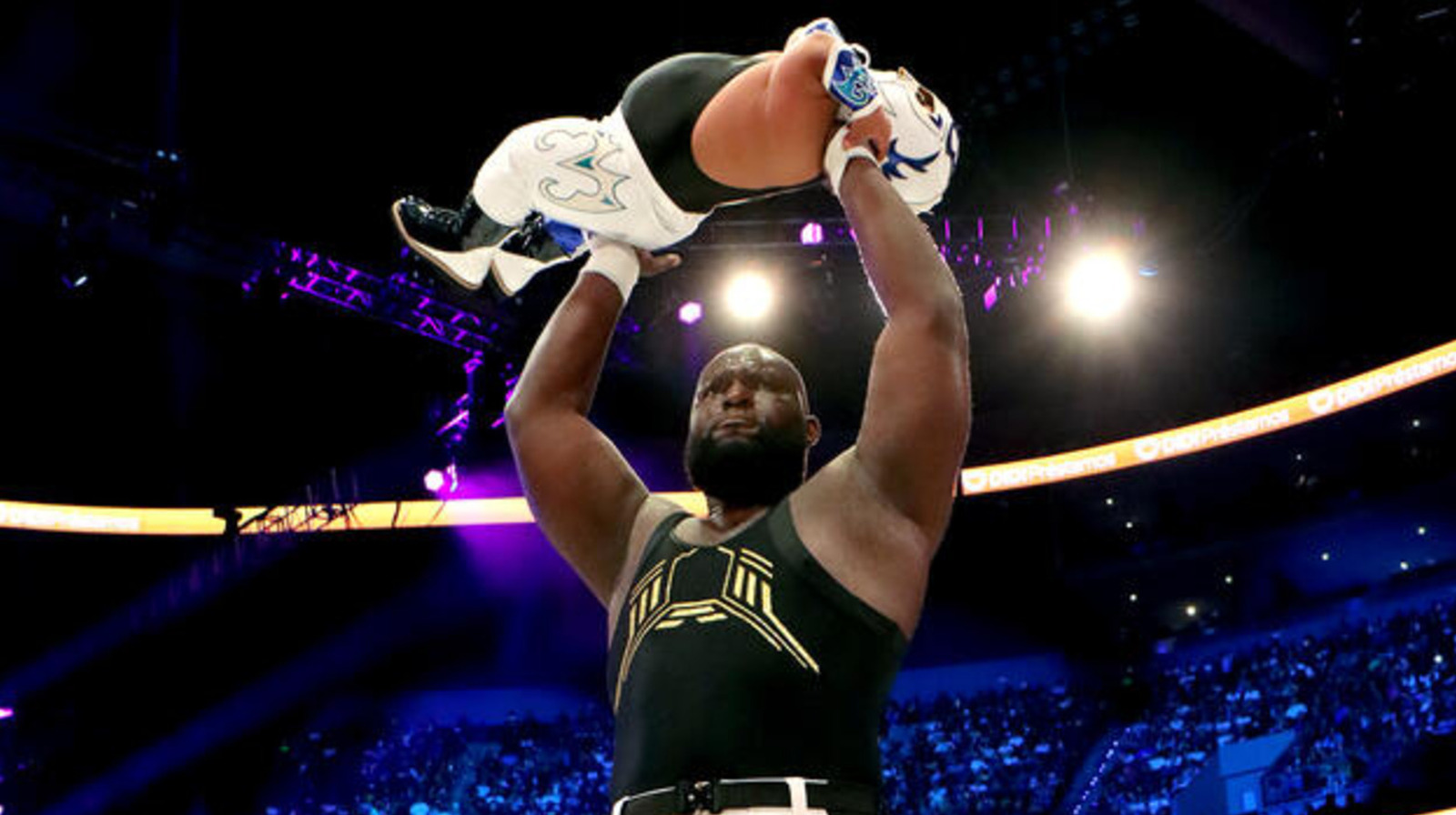 Omos de WWE cree que hizo 'magia' en AAA