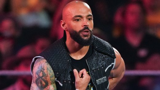 Ricochet se burla de la búsqueda por un título inesperado de AEW después de la victoria en el campeonato nacional