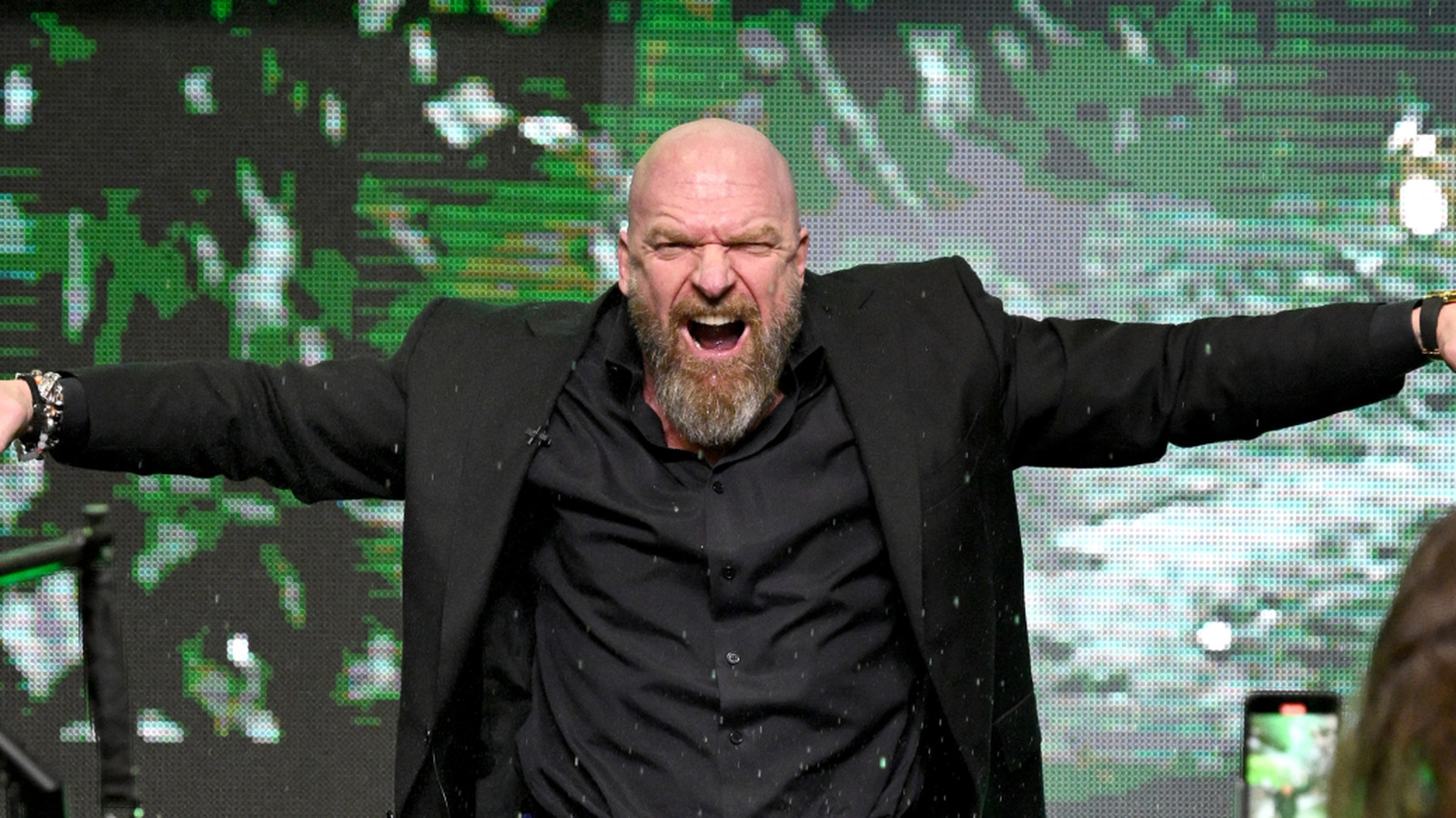 Se informa que el evento principal de la noche del sábado de la WWE fue 'un pueblo fantasma detrás del escenario'