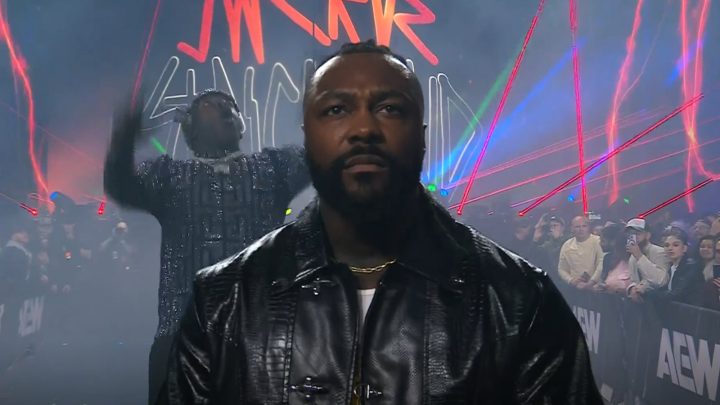 Swerve Strickland regresa en AEW Full Gear salvando al ex rival Adam Page