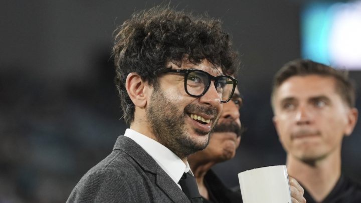 Tony Khan de AEW cree que hay 'bienes raíces' para el programa de televisión ROH