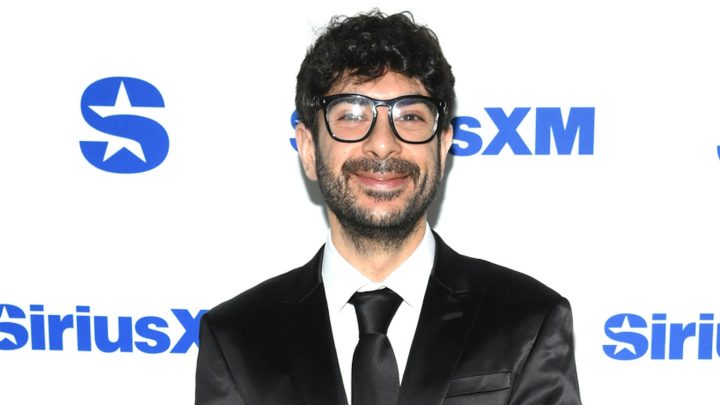 Tony Khan defiende el recuento de campeonatos de AEW con el argumento de que más televisión necesita más apuestas