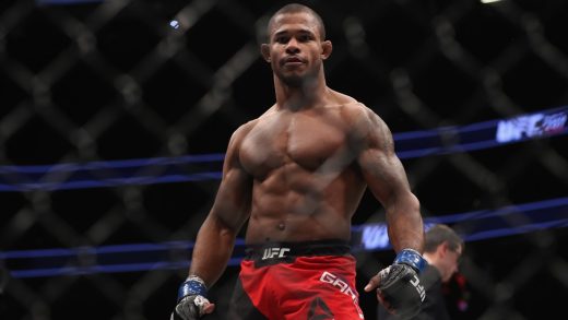 Ex peleador de UFC habría sido arrestado con casi $2 millones en cocaína y armas en una redada "importante"